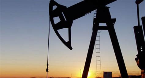 B­r­e­n­t­ ­p­e­t­r­o­l­ü­n­ ­f­i­y­a­t­ı­ ­d­ü­ş­ü­y­o­r­
